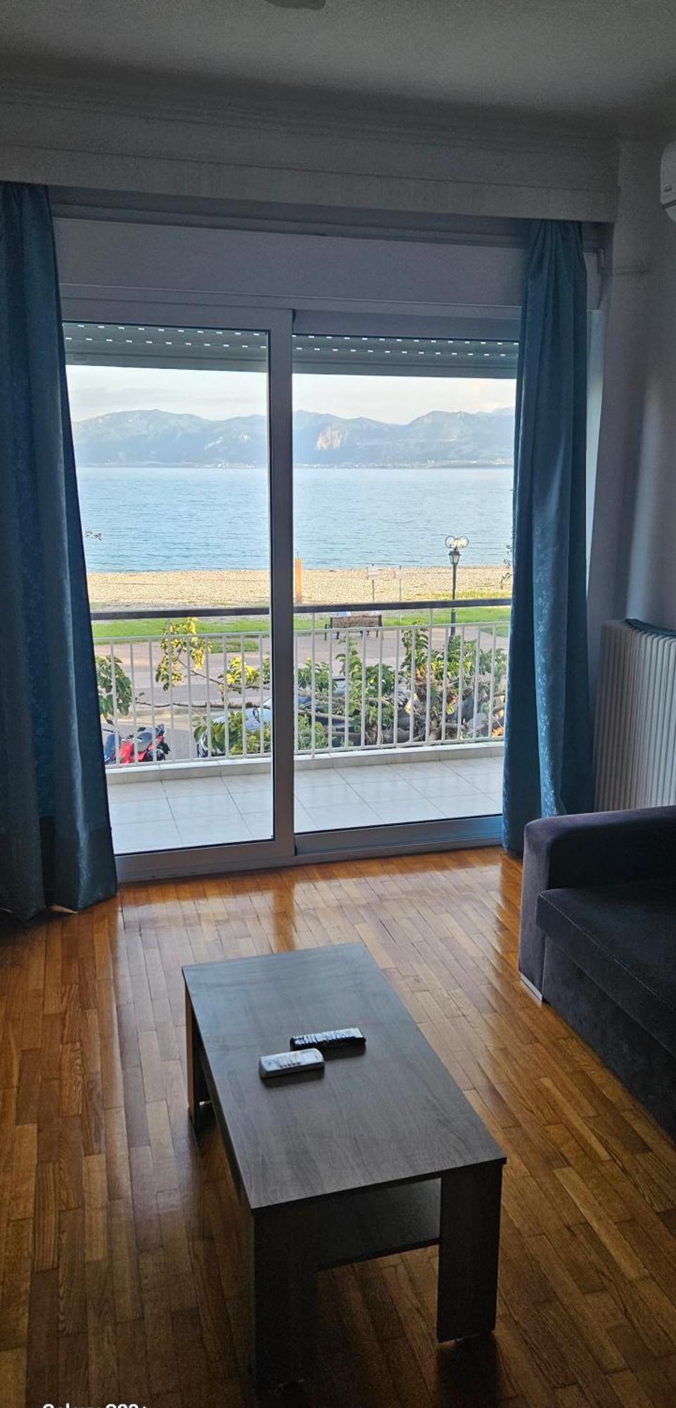 Nafpaktos Beach House Sea View Apartment First Floor Exterior photo